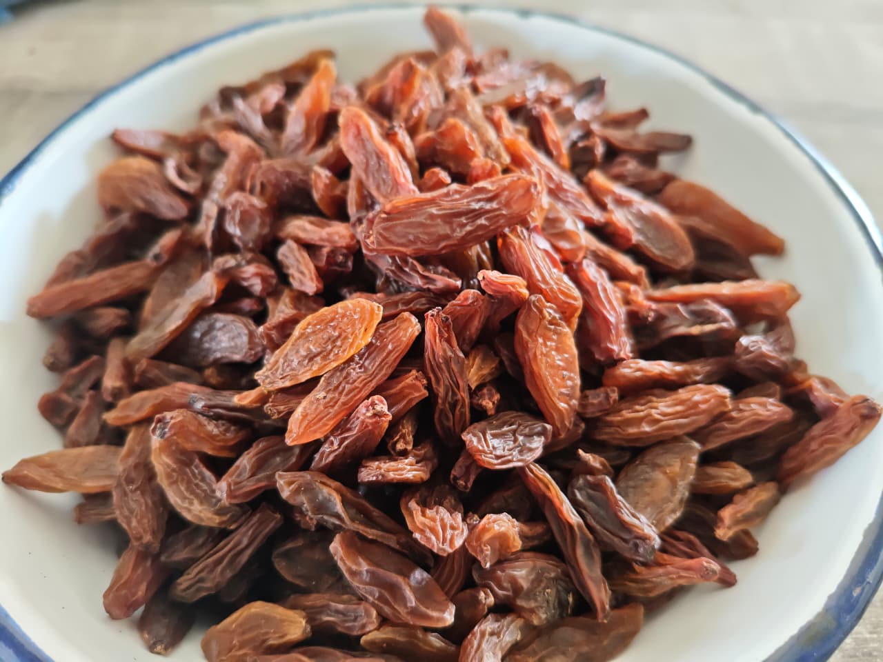 Sonaka Long Sun Dry Raisin